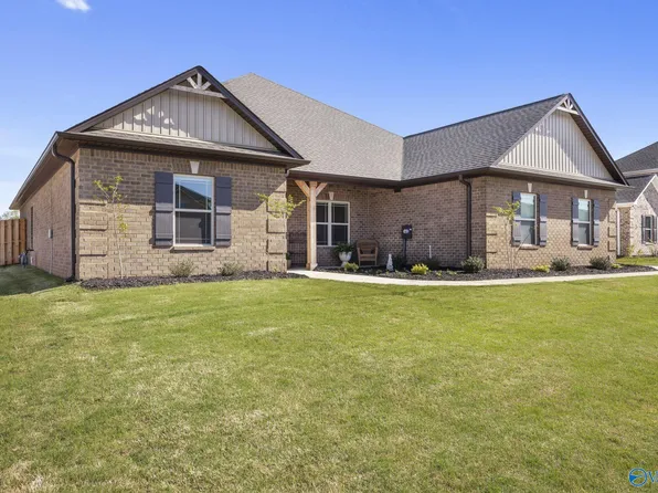 17383 Stonegate Dr, Athens, AL 35613