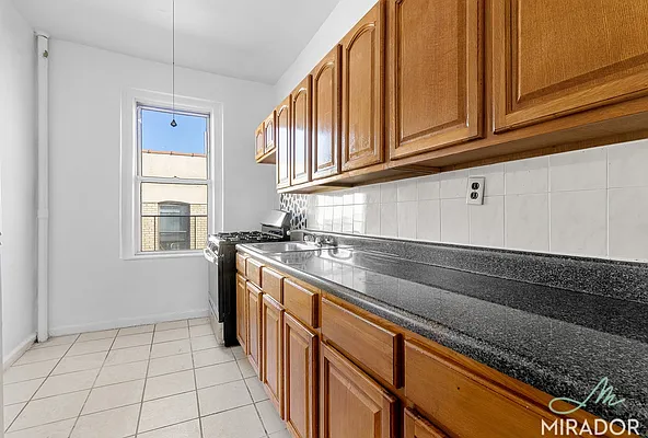 Rented by Mirador Real Estate | media 8