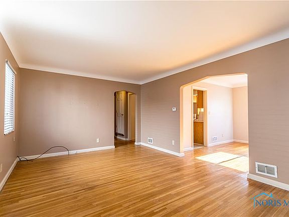 3rd image of 2908 Gunckel Blvd