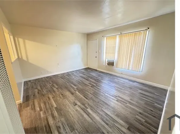 16449 S California Ave, Paramount, CA 90723
