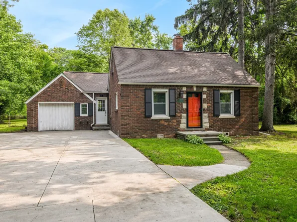 19460 Jeanette St, Southfield, MI 48075
