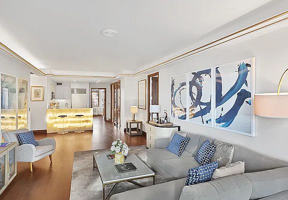 3rd image of 1 Morton Sq APT 12AW