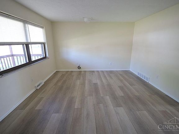 5th image of 9368 Jericho Dr
