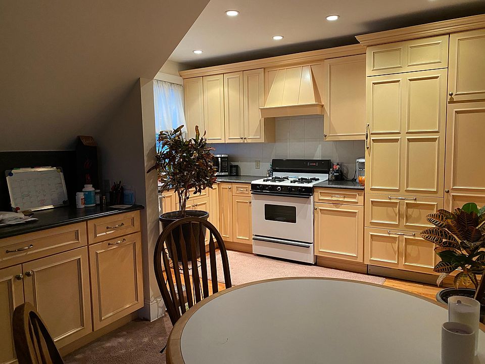 1st image of 55 Garrigan Ave #2