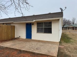 2661 N Main St, Blanchard, OK 73010
