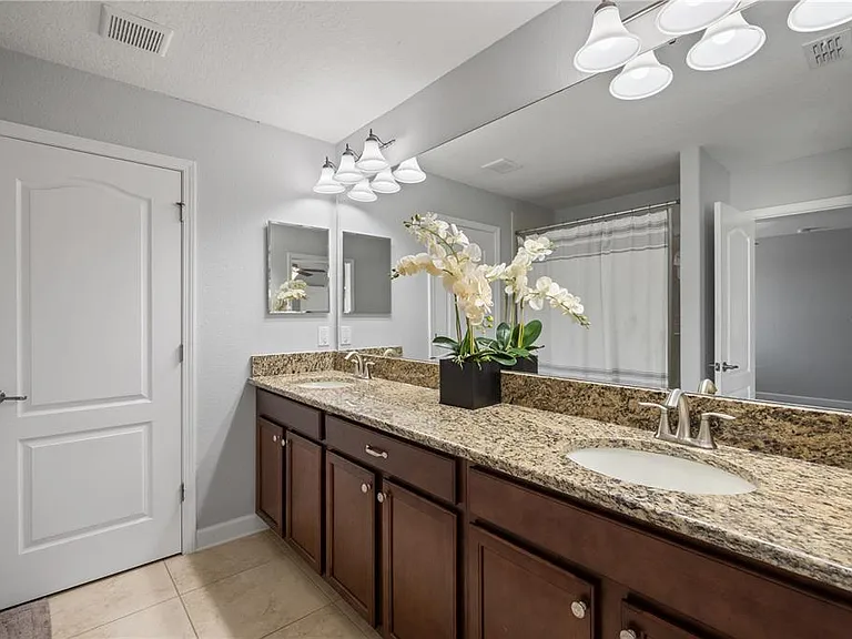 5778 Laurel Cherry Ave — Photo 23