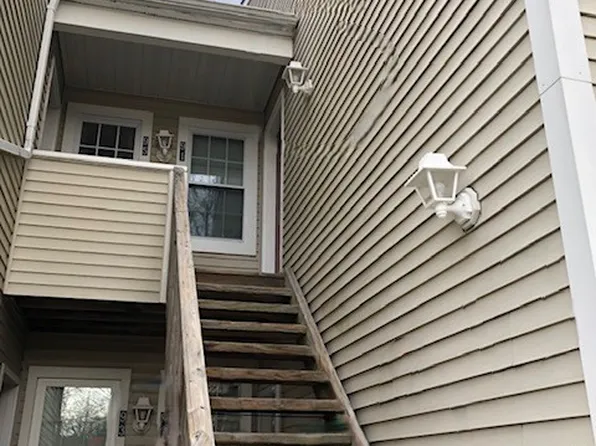 95 Driftwood Ct, Absecon, NJ 08205