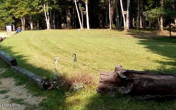 3rd image of 1310 Fox Cliff Rd