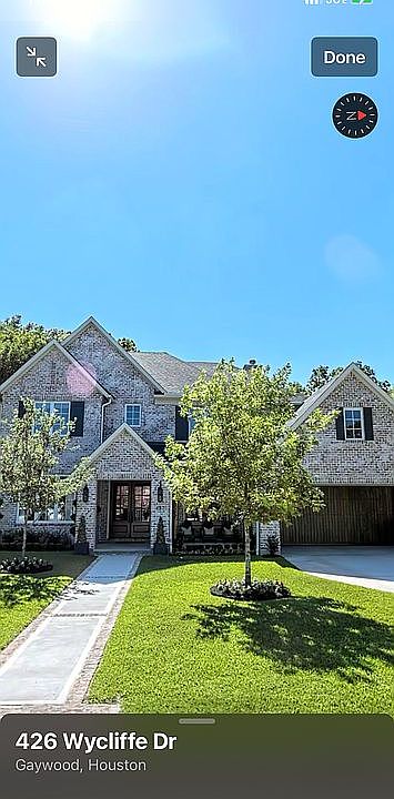 1st image of 427 Wycliffe Dr