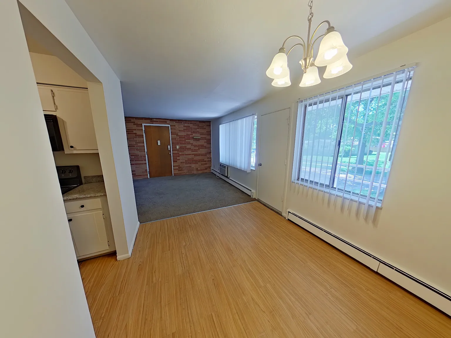 1 bed, 725 sqft, $900 — Photo 4