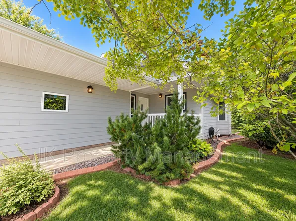 3209 Wild Rose Ln, Great Falls, MT 59401