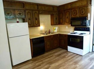16423 E 28th Terrace Ct S APT B, Independence, MO 64055