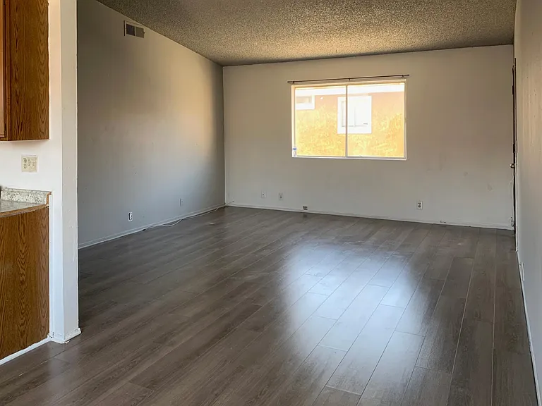 16118 S Ainsworth St #1 — Photo 7