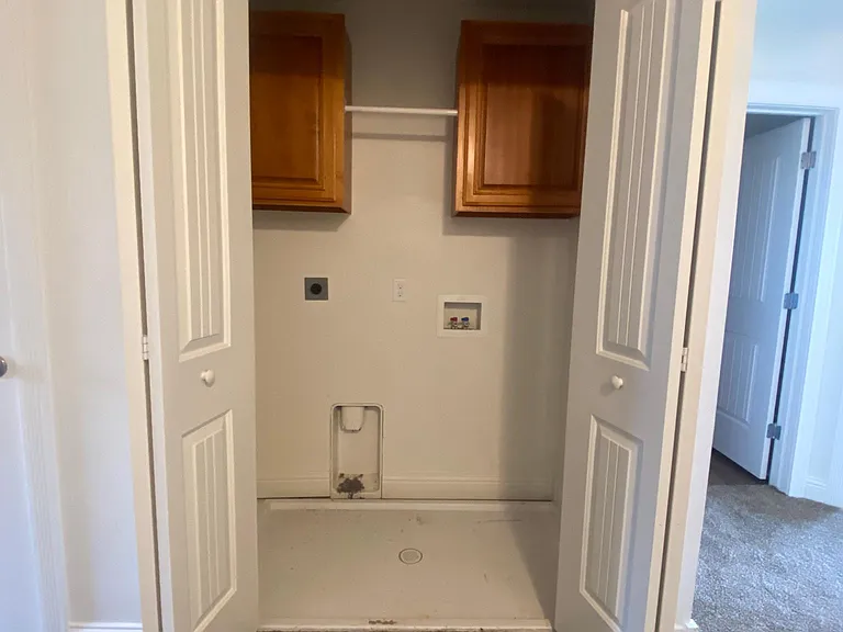 1587 N 565 W #104 — Photo 12