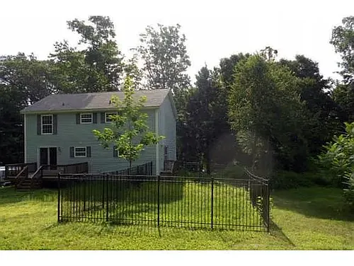 152 Exeter Rd Photo 1