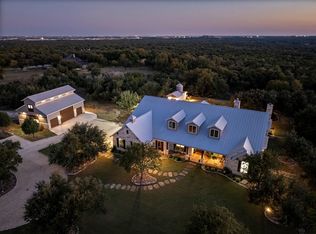 221 Palomino Cv, Jarrell, TX 76537