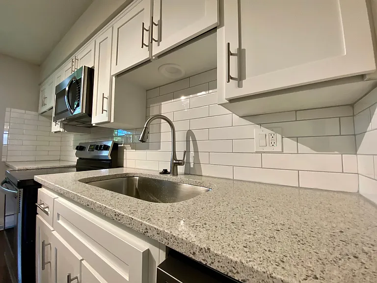 2610 W 42nd Ave #6 — Photo 6