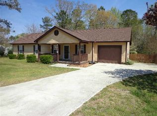 403 Silo Ct, Hubert, NC 28539
