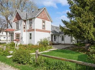 546 Hatter Ave, Parnell, IA 52325