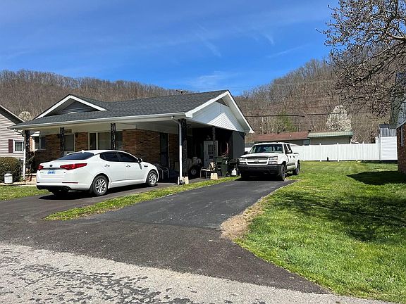 4th image of 206 S Roberts Dr