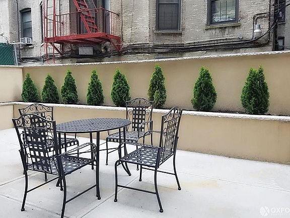 5th image of 364 W 119th St APT 4B