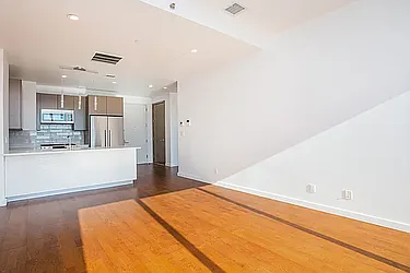 Rented by MaxInvest Real Estate, Inc.