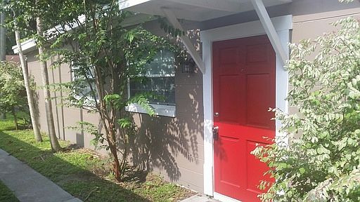 2nd image of 2416 Mayer St APT 5