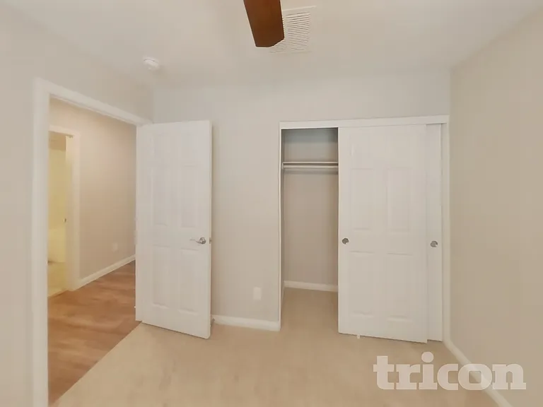 7345 Sunray Point St — Photo 8