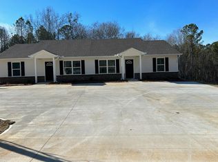 208 Barnesville Ave, Barnesville, GA 30204