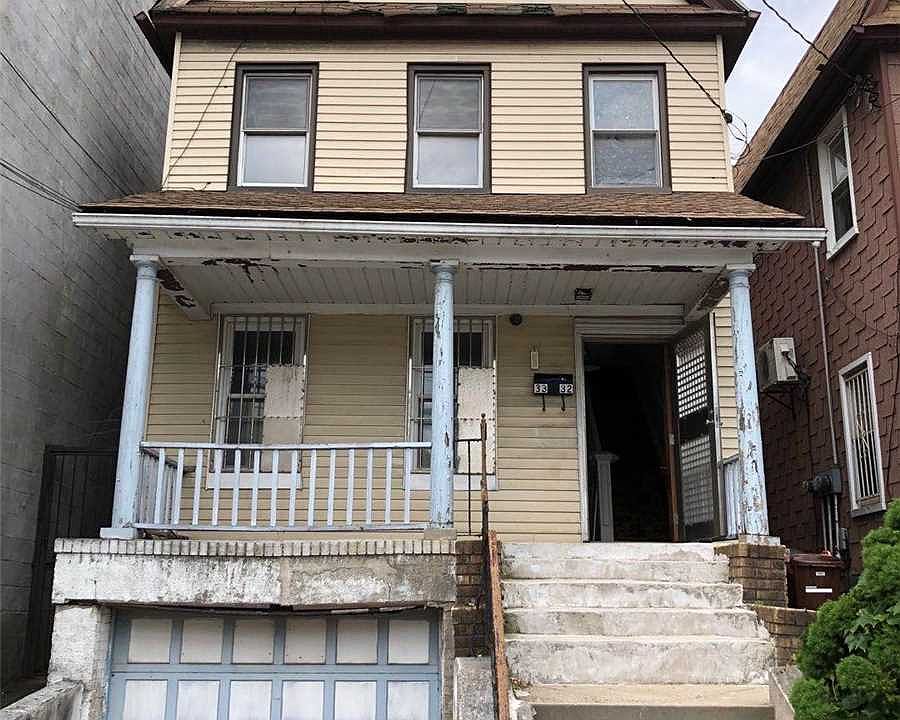 2nd image of 3332 Farrington St