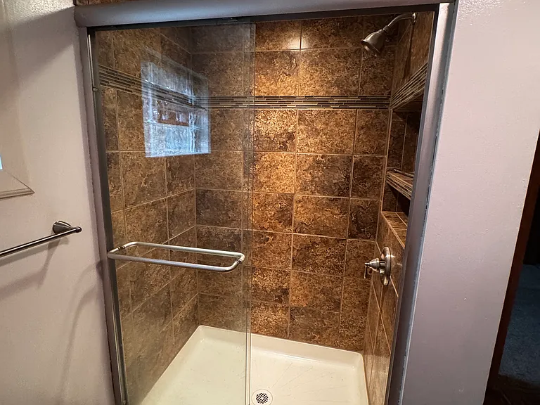 256 N Transit St — Photo 10