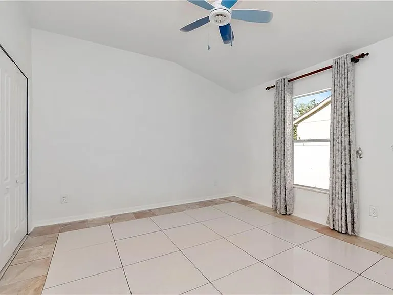 29822 Boyette Oaks Pl — Photo 18