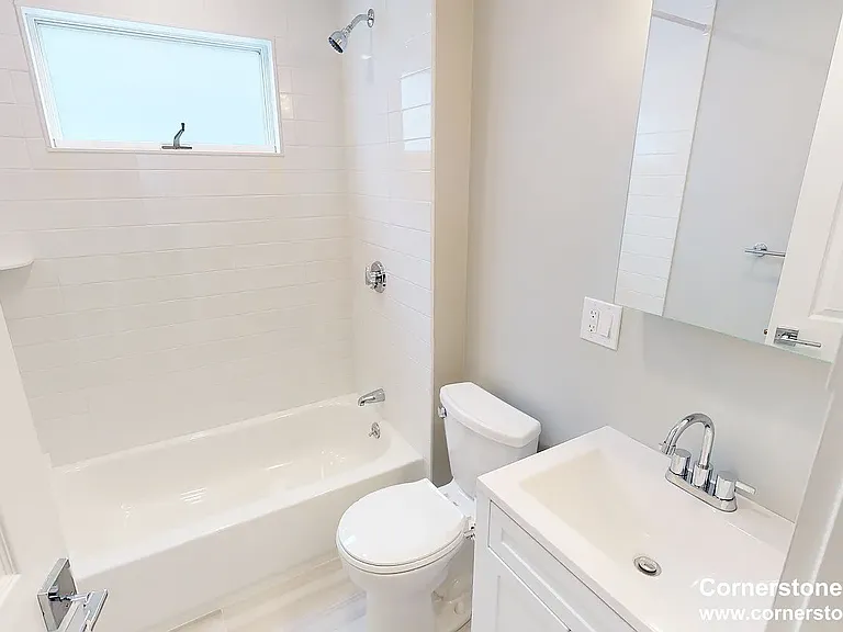 267 E Cottage St #3 — Photo 13