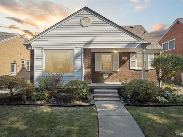 15224 Champaign Rd, Allen Park, MI 48101