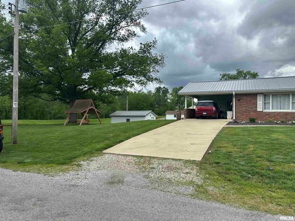 803 S East St, Pinckneyville, IL 62274