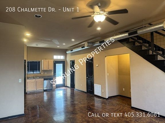 3rd image of 208 Chalmette Dr Unit 1