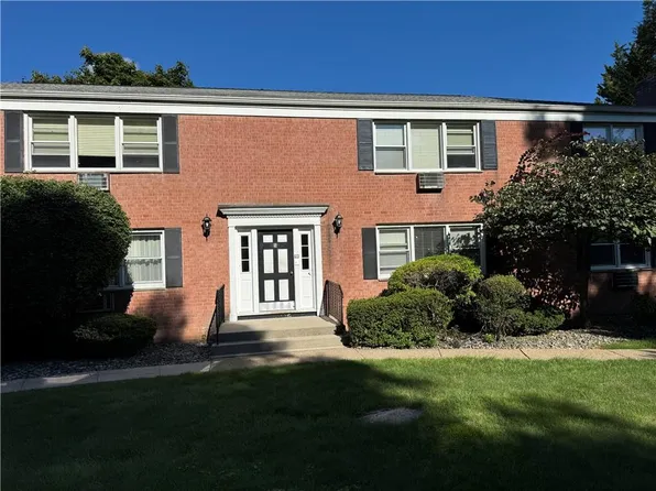 5 Lenox Court #1102, Suffern, NY 10901