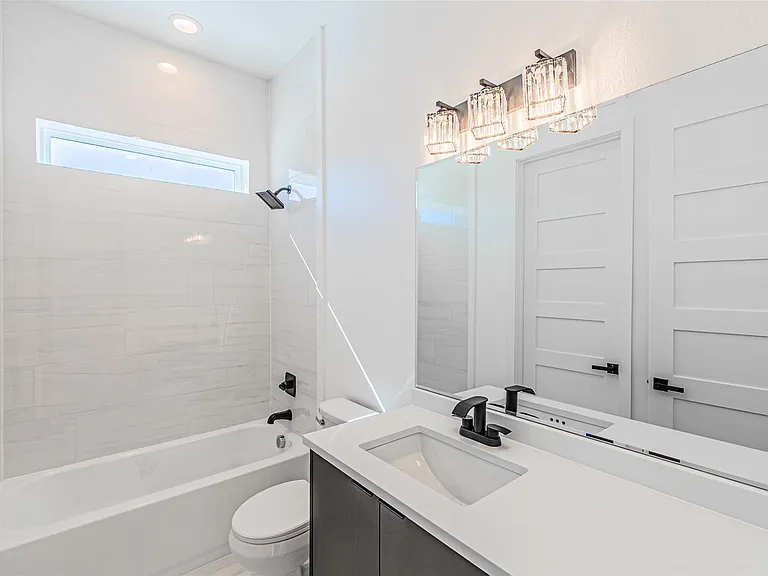 4319 Sylvester St — Photo 23