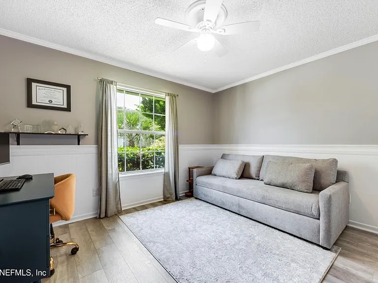 Bedroom #1