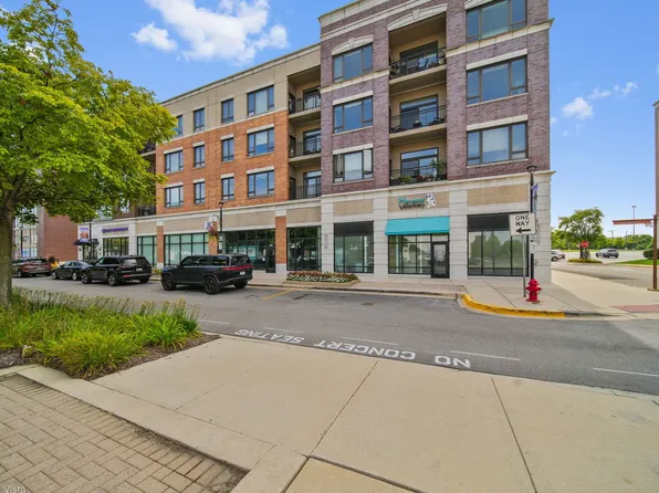 801 Village Center Dr Unit 205, Burr Ridge, IL 60527