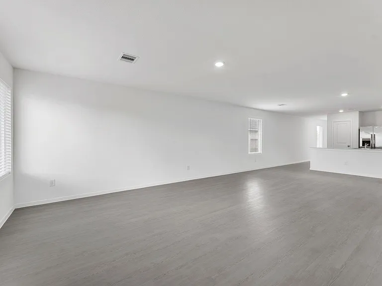 706 Umbrella Tree Dr — Photo 7