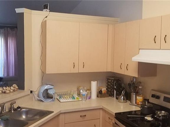 3rd image of 705 Palmetto Ave