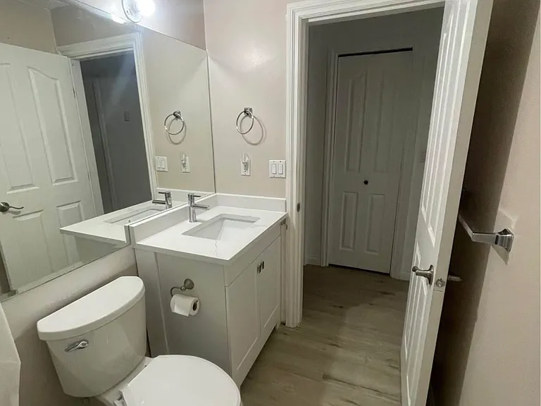 1077 E 62nd Ave #1 — Photo 4