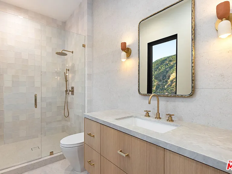 5366 Horizon Dr — Photo 12