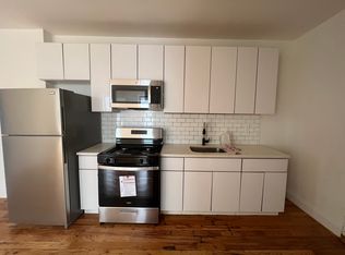 326 E 94th St APT 1R, Brooklyn, NY 11212