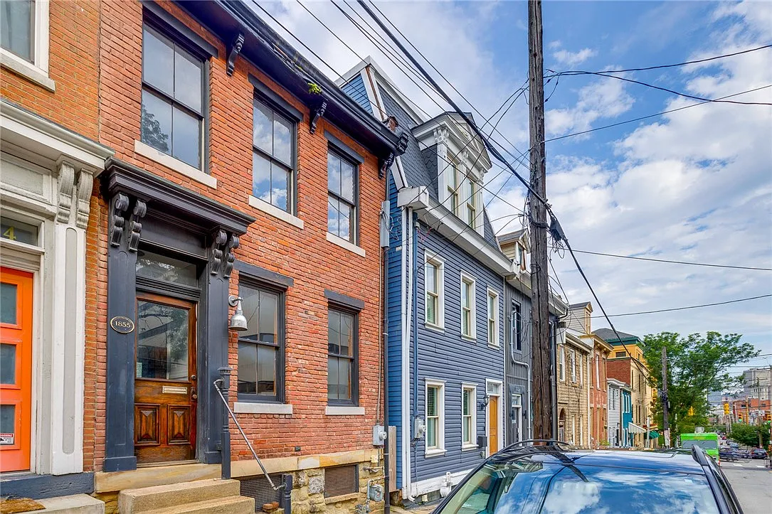 1202 James St photo 1