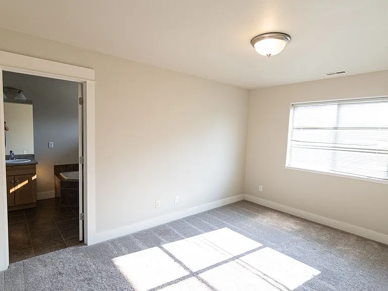 2233 Buckrake Ave — Photo 11