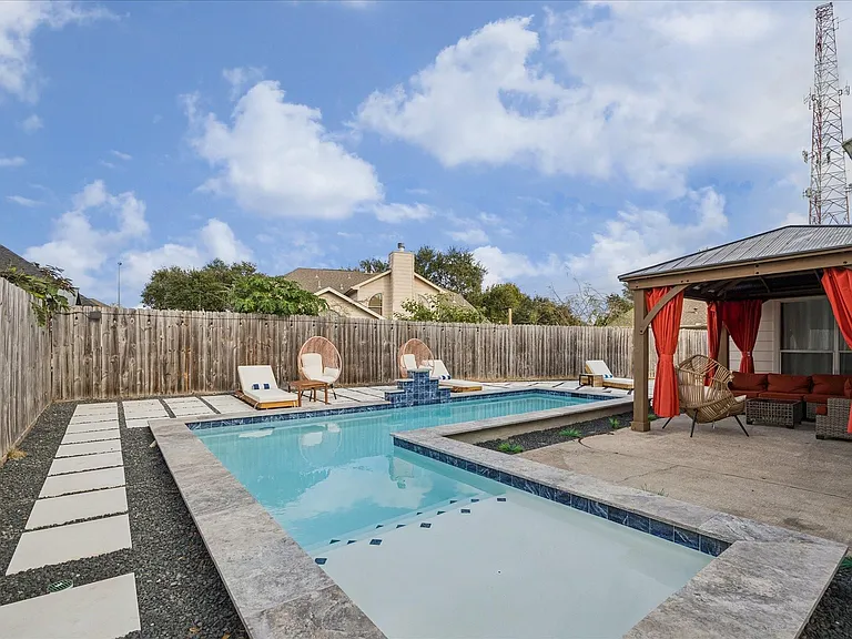 11306 Avon Pl — Photo 25