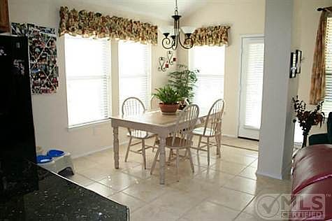 3rd image of 6930 Belteau Ln