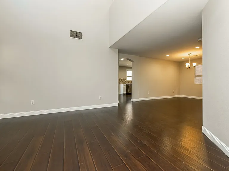 9453 Grandview Spring Ave — Photo 4